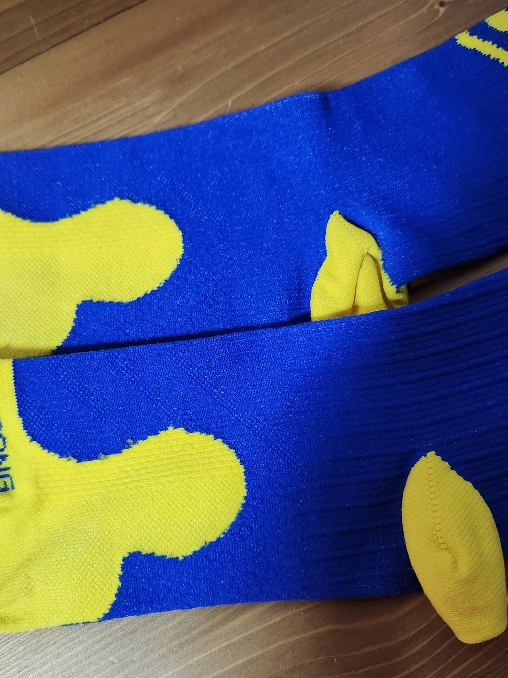 Pro Compression Boston Strong Marathon Socks Blue Yellow SM/MED